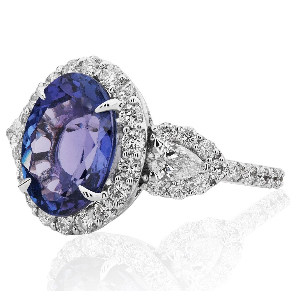 YPR0012-0001_3 5,58 Carat Diamond Colored Ring - Image 3